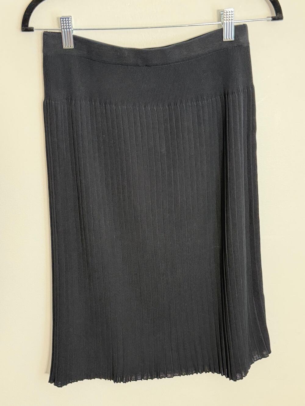 Ming Wang Black Pleated Knee Length Skirt size small